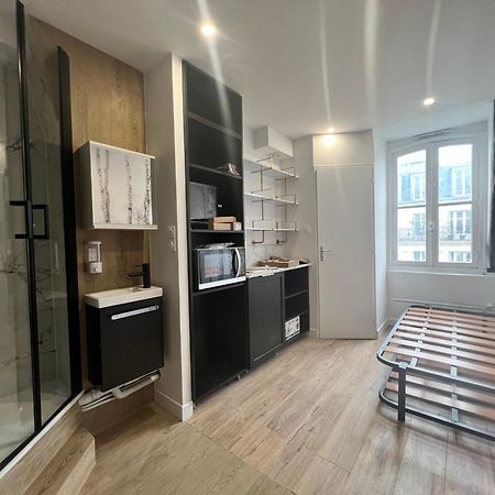 פריז Batignolles, Montmartre Chambre 12M2 , Metro 13 Et 14 מראה חיצוני תמונה