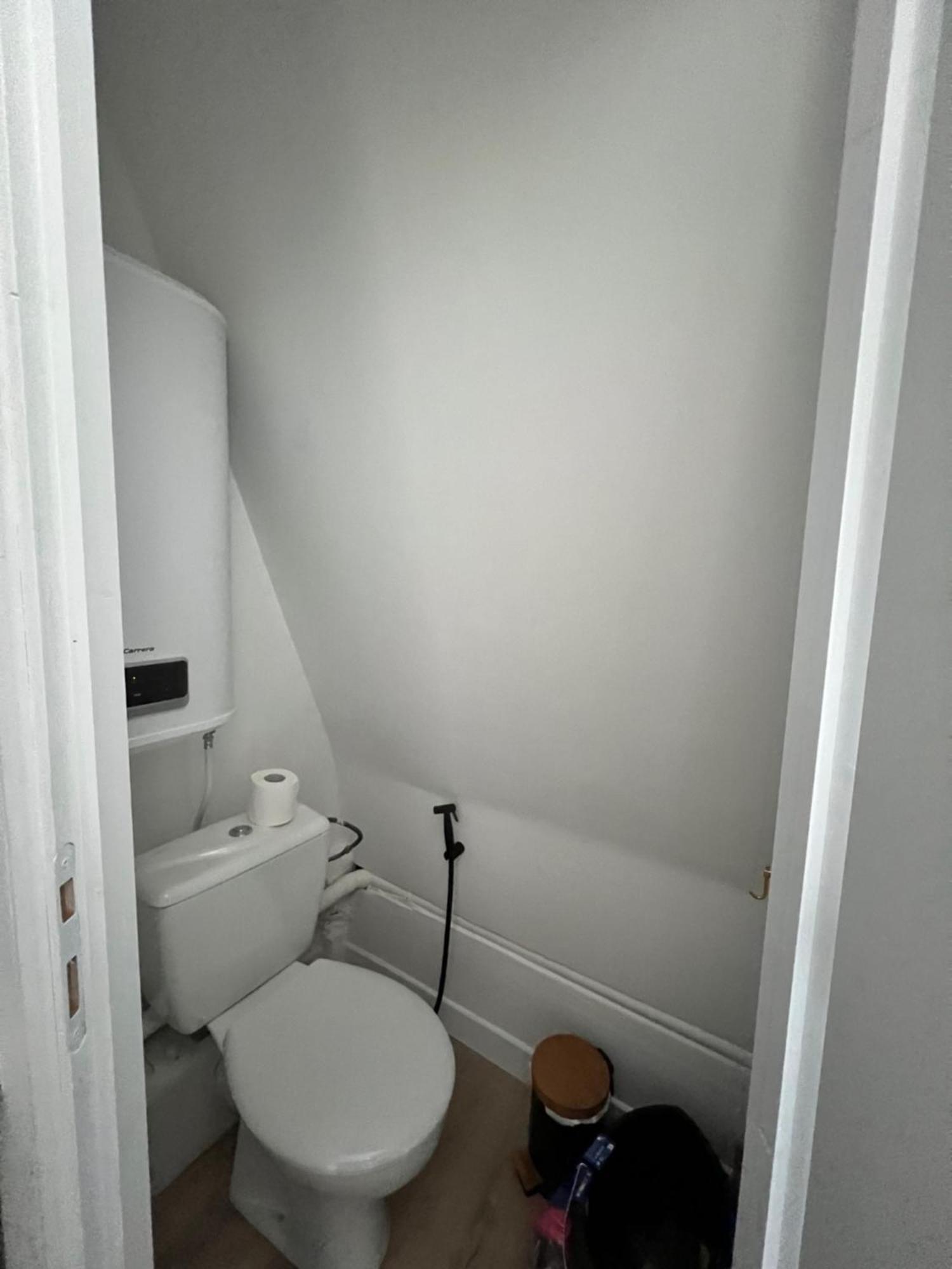 פריז Batignolles, Montmartre Chambre 12M2 , Metro 13 Et 14 מראה חיצוני תמונה