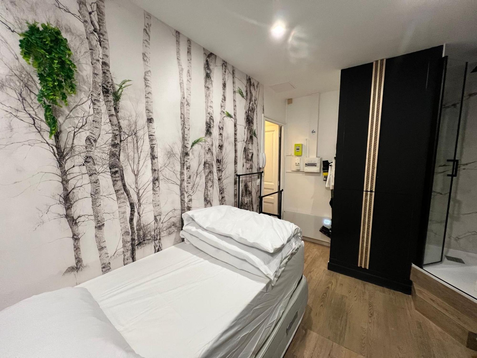 פריז Batignolles, Montmartre Chambre 12M2 , Metro 13 Et 14 מראה חיצוני תמונה